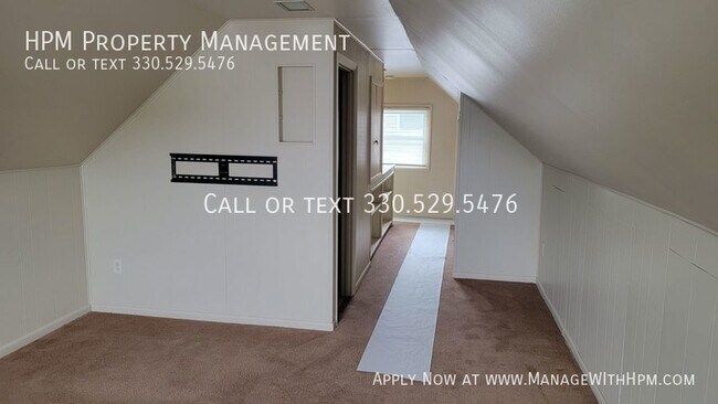 Building Photo - CALL 330-529-5476 TO SCHEDULE A SHOWING!