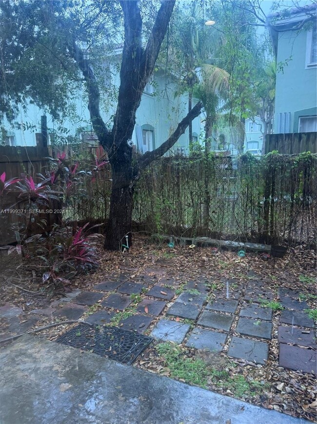 Building Photo - 2953 SE 15th Terrace