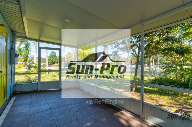 Building Photo - 5505 Magnolia Ave