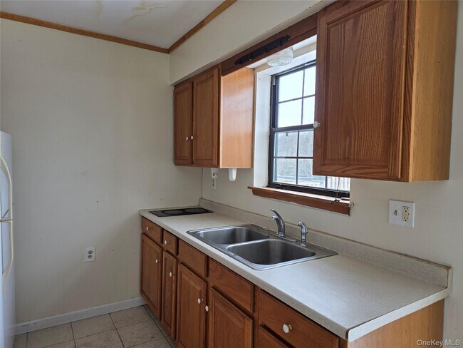 Building Photo - 234 Prospect Rd