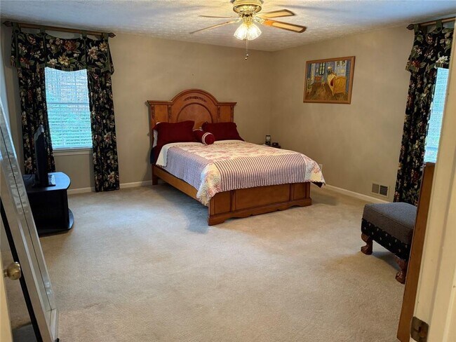 Building Photo - 4396 Alpine Ct