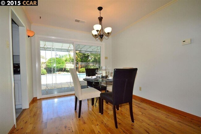 Building Photo - COMING SOON! Beautiful Pleasant Hill Singl...
