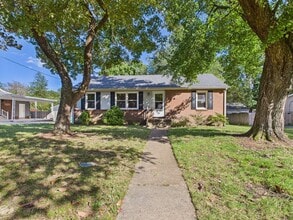 Building Photo - 1031 Derrymore Rd