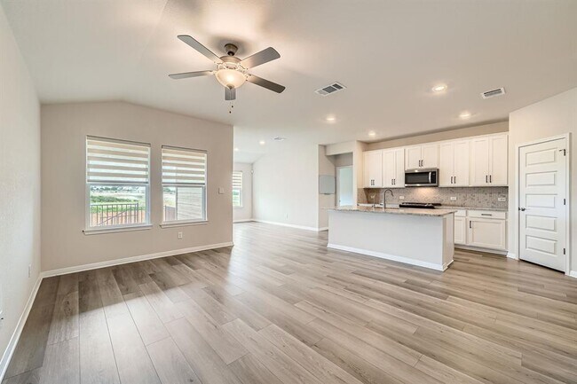 Building Photo - 2871 Mill Run Bnd