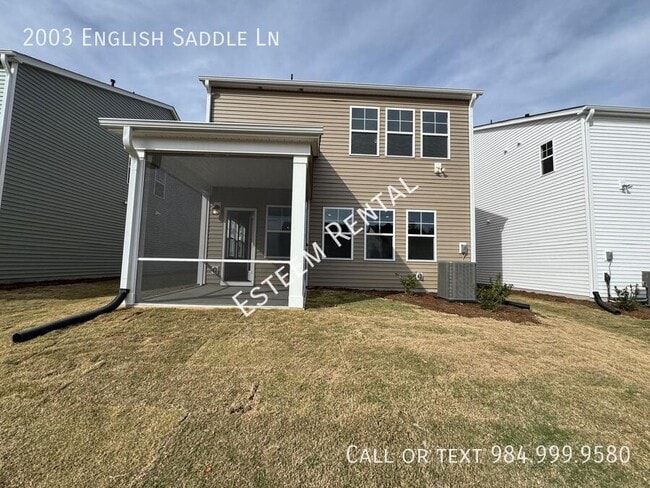 Building Photo - 2003 English Saddle Ln