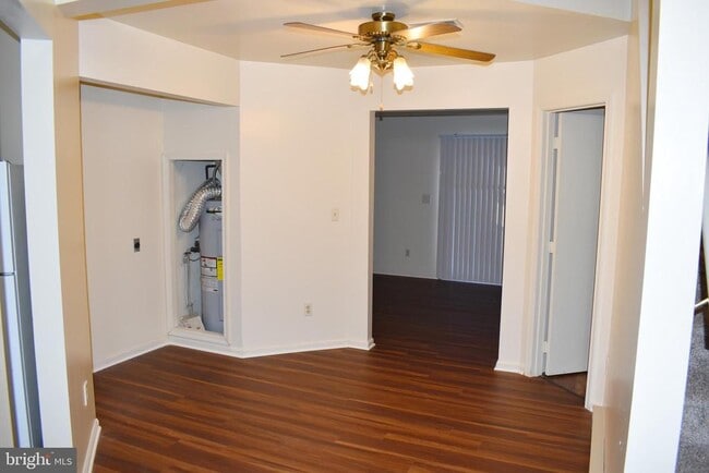 Building Photo - 955 Orchard Dr