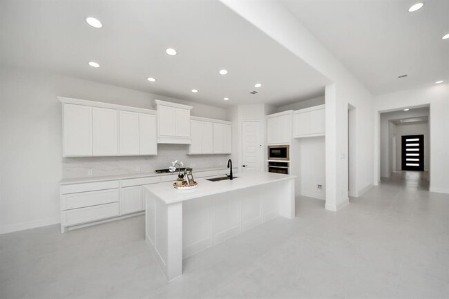Building Photo - 8706 Incandesce Rise Dr