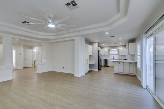 Building Photo - Fabulous Southern Highlands Property