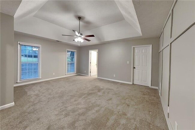 Building Photo - 215 Hersfeld Ct