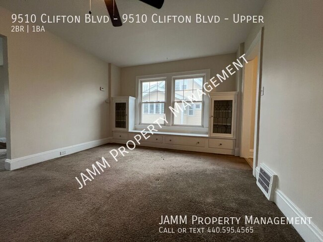 Building Photo - Updated 2 Bedroom Unit in Cleveland!