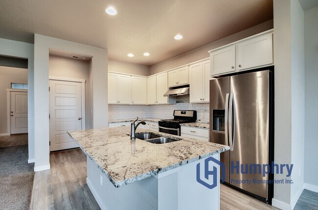 Building Photo - Beautiful home in South East Boise