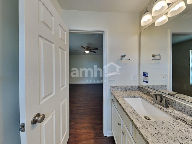Building Photo - 10704 Sandy Ct