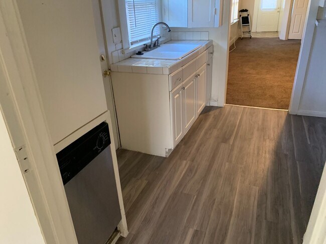 Building Photo - 1809-1811 Buena Vista St