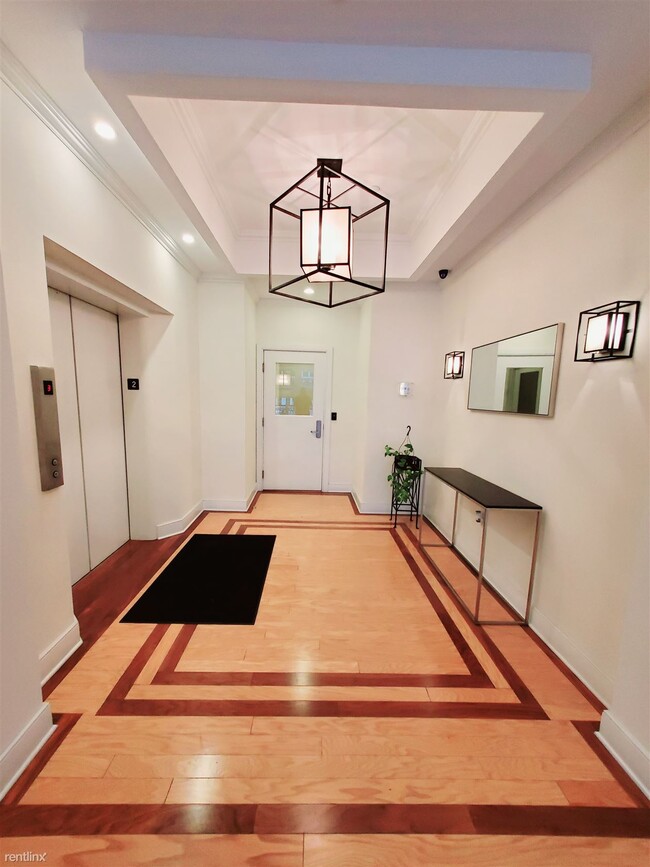 Building Photo - 1 br, 1 bath Condo - 485 Summer St 305