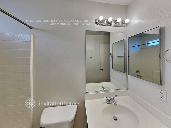 Building Photo - 12110 N 130th Dr