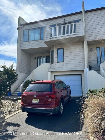Building Photo - 57 Bridgewaters Dr