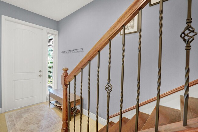 Building Photo - 2005 Foxtail View Ct