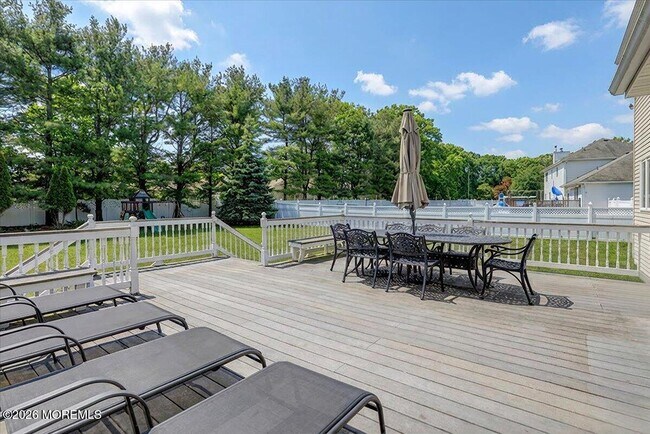 Building Photo - 57 Jamestown Dr