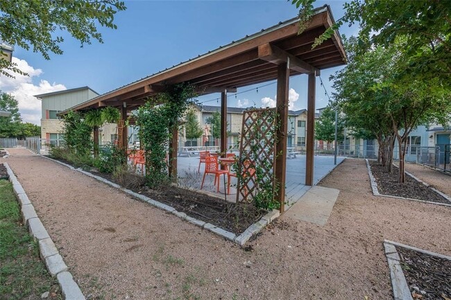 Building Photo - 7805 Cooper Ln