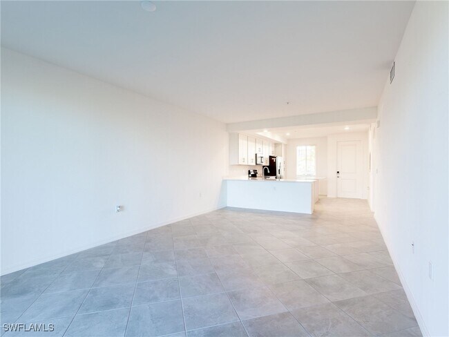 Building Photo - 5807 Double Eagle Cir