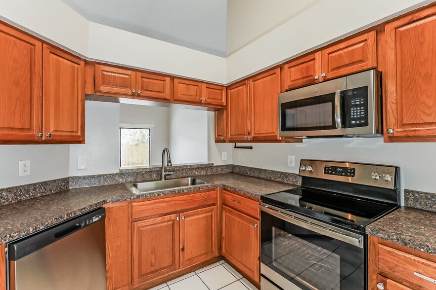 Building Photo - 11506 Smokethorn Dr