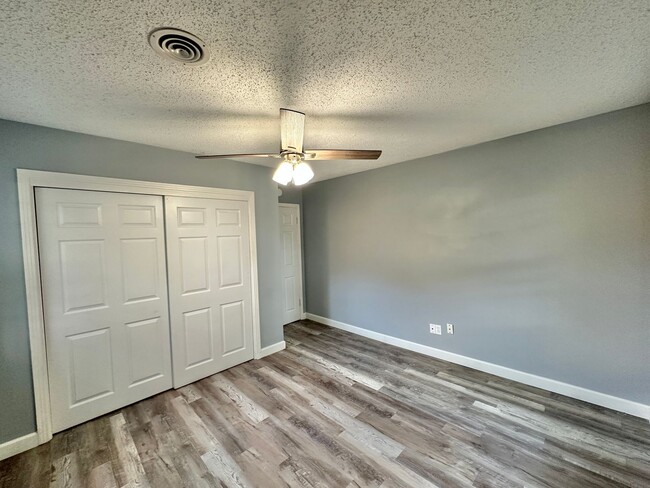 Building Photo - Charming 3-Bedroom Home in FWB!