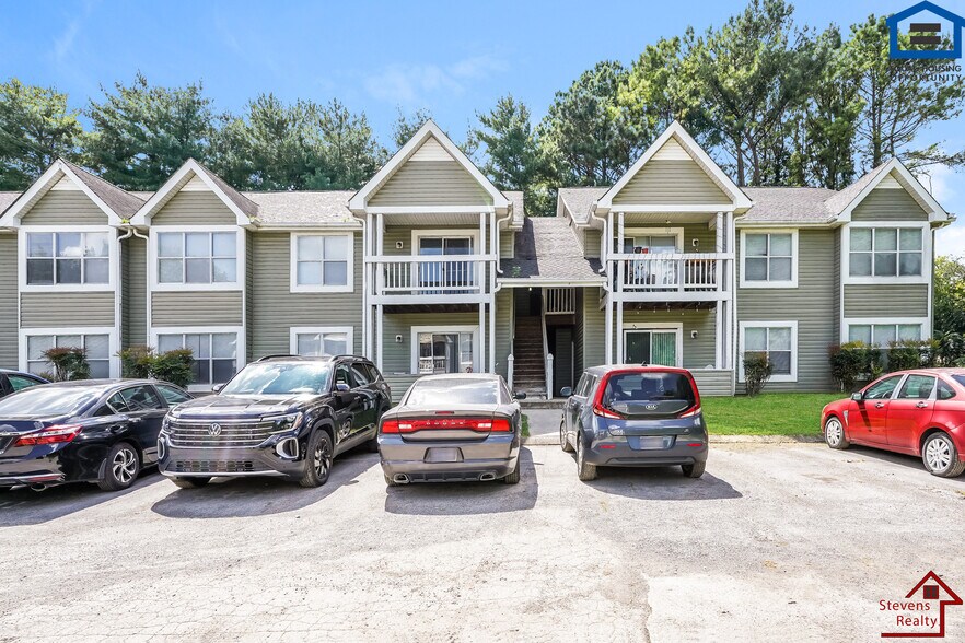 Building Photo - 404 Oriole Dr