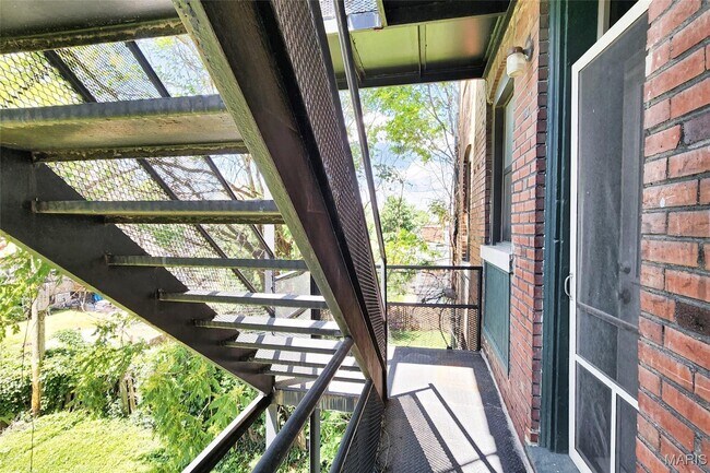 Building Photo - 3654 Shaw Blvd