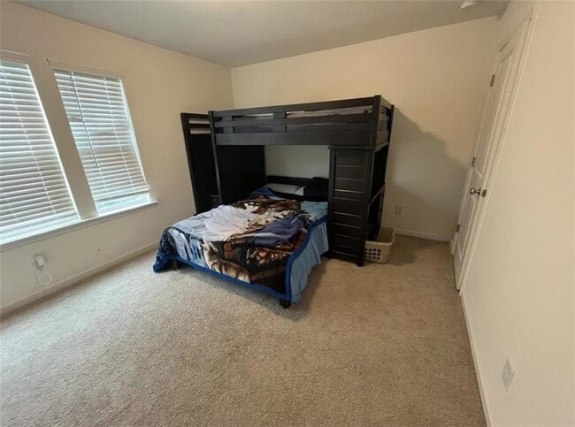 Building Photo - 602 Lofty Ln