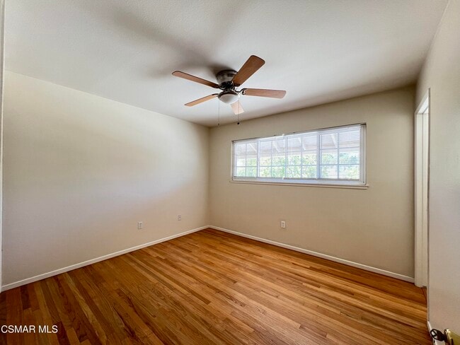 Building Photo - 1287 Knollwood Dr