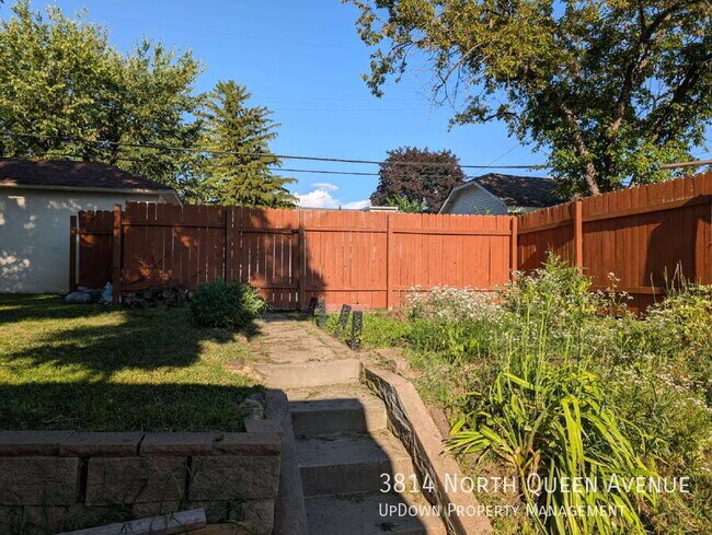 Building Photo - 3814 N Queen Ave