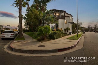 Building Photo - 8014 4th St