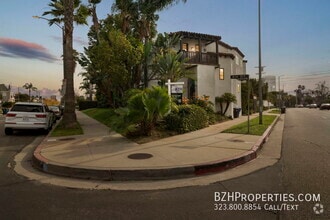 Building Photo - 8014 4th St