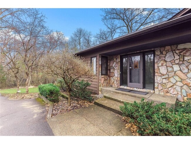 Building Photo - 5880 Christmas Lake Rd