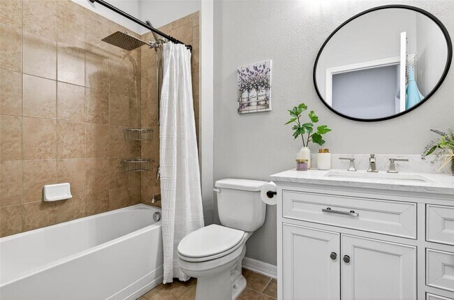 Building Photo - 8060 Roma Dune Dr