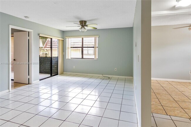 Building Photo - 14913 SW 104th St