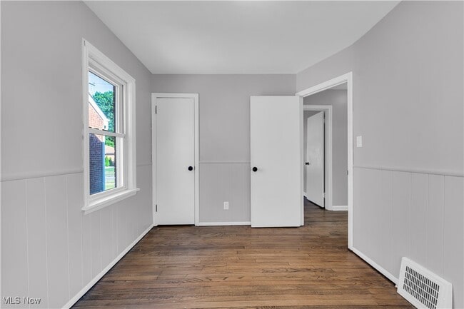 Building Photo - 2703 Hearthstone Rd