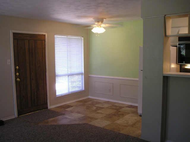 Building Photo - 5000 Bowser Ave
