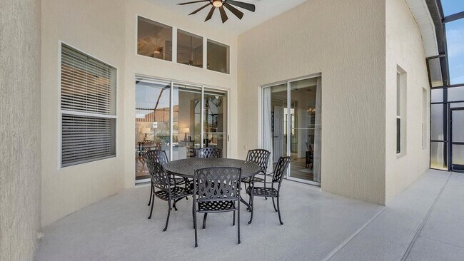 Building Photo - 8176 Fan Palm Way