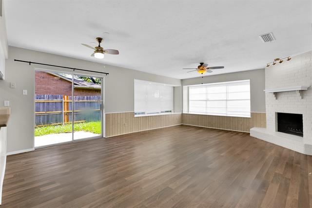 Building Photo - 1113 Holbrook Dr