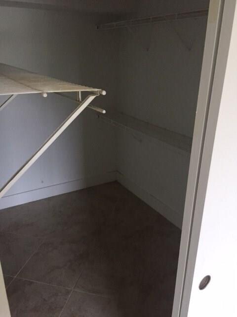 Building Photo - 8761 Wiles Rd