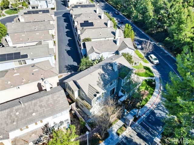Building Photo - 75 Windward Way