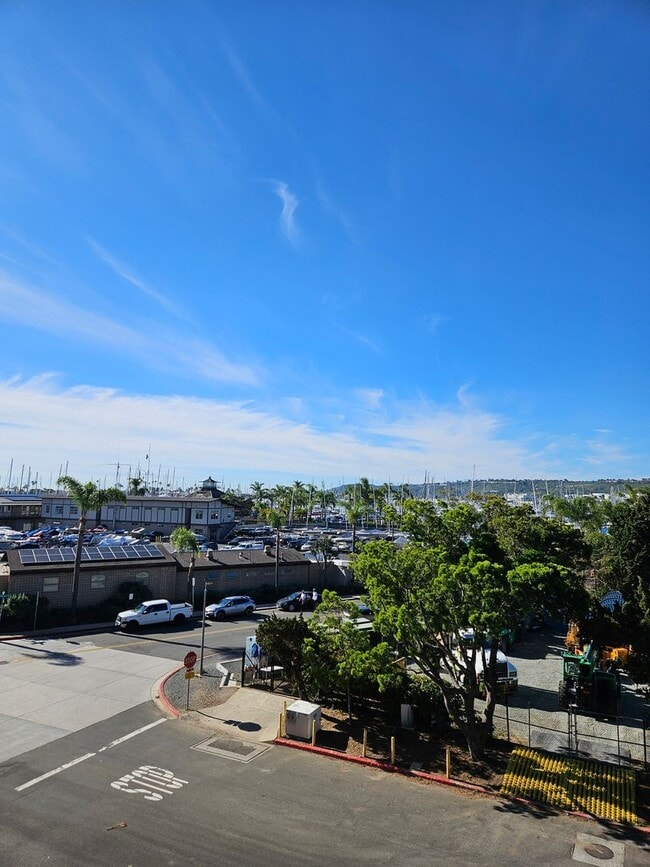 Building Photo - Live at Le Rondelet - Two Bedrooms and Views!