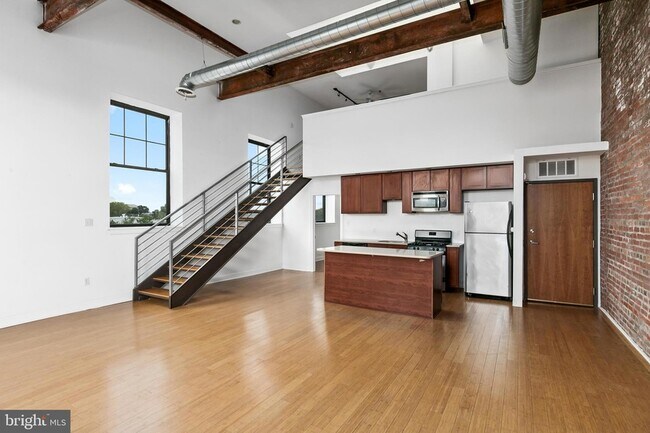 Building Photo - 1637-39-1639 Poplar St