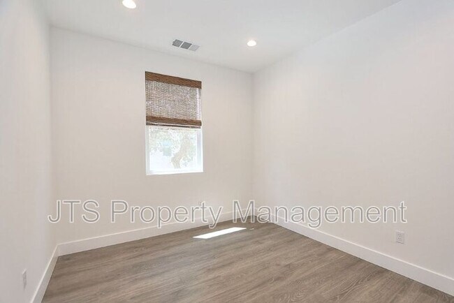 Building Photo - 4988 Amina Fair Way