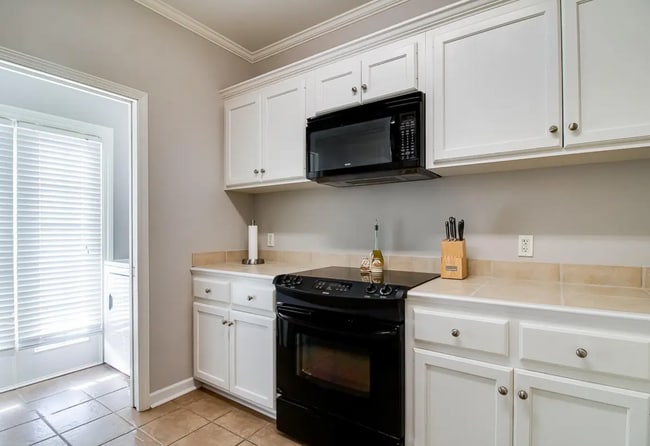 Building Photo - 120 Judice Meadows Ln