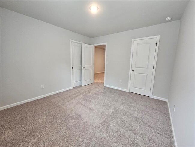 Building Photo - 1006 Northfield Dr