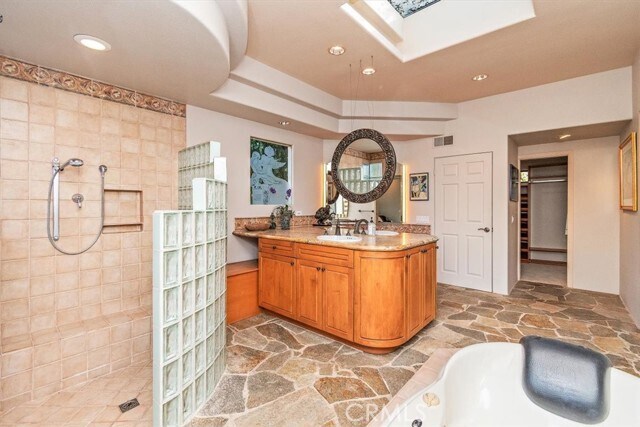 Building Photo - 75270 Palm Shadow Dr