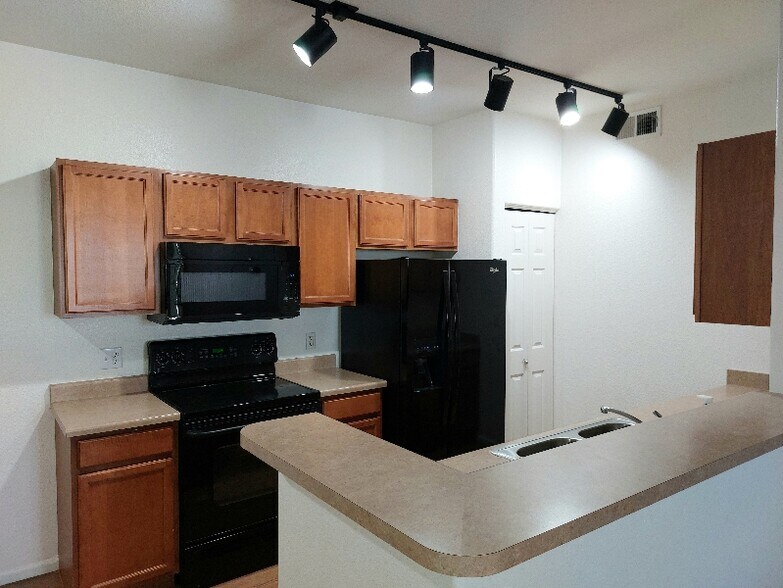 Building Photo - 10733 S Twenty Mile Rd