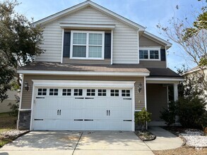 Building Photo - Four bedroom home in Shadow Moss!!